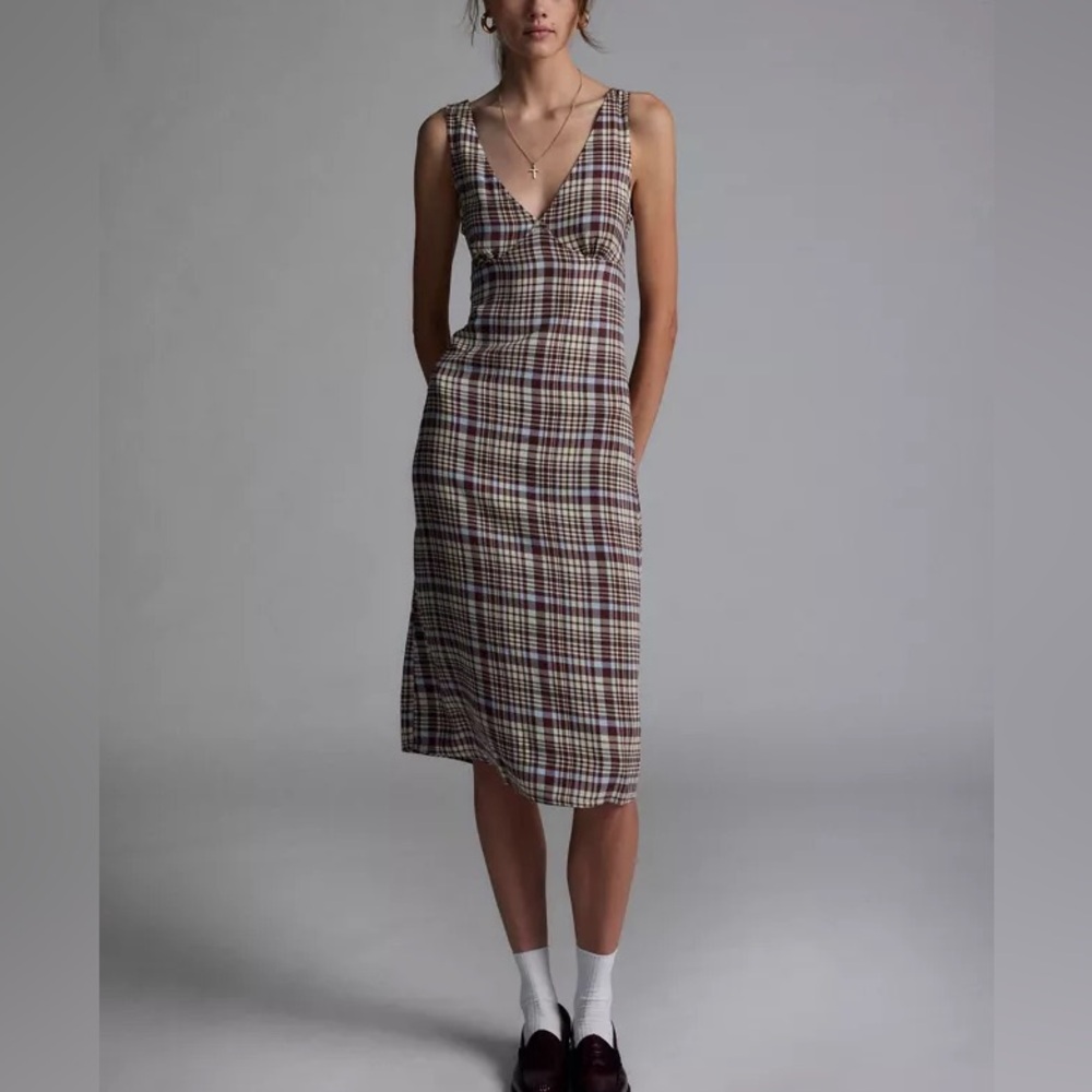 Urban Outfitters- Plaid V-Neck Slip Dress in Brown and Cream